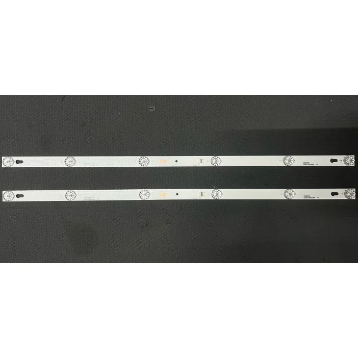Más márkák / TCL / Thomson 32" LED háttérvilágítás TV készlet - 2 darab x 6 LED - 6V - 560mm