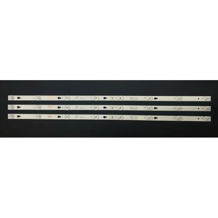 TCL / Thomson / Toshiba 40" TV LED háttérvilágítás készlet - 3 darab x 8 LED - 6V - 690mm - TOT_40D2900_3X8_3030C